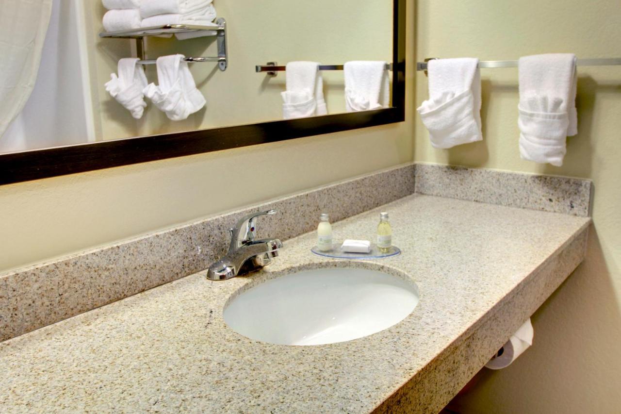 Stanton Inn And Suites Extérieur photo